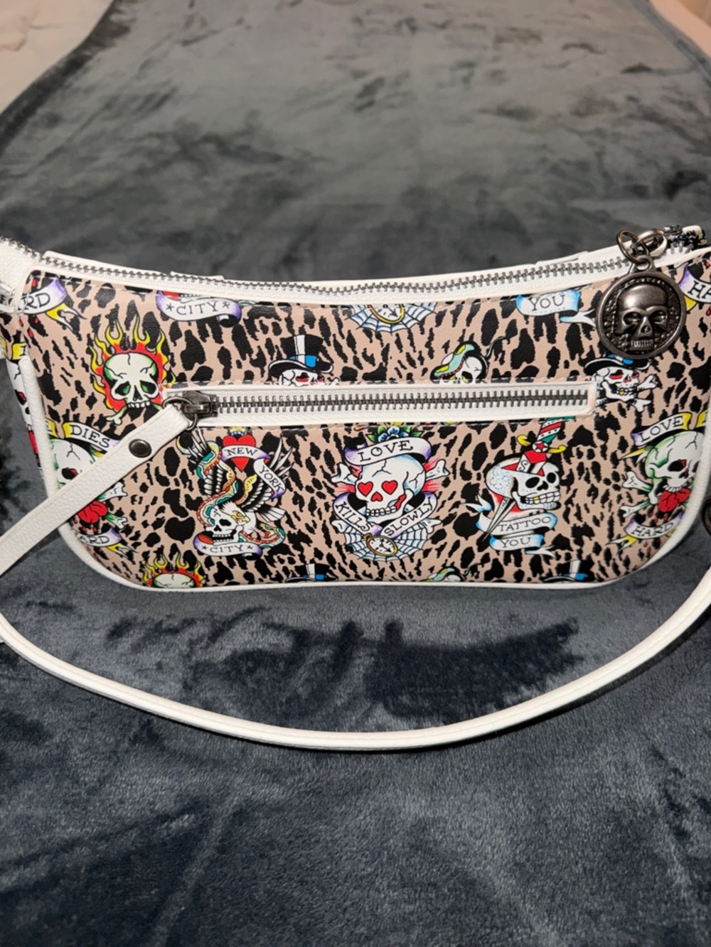 Ed Hardy White and Leopard Print Shoulder Bag with Tattoo Graphics - Picture 3 of 5